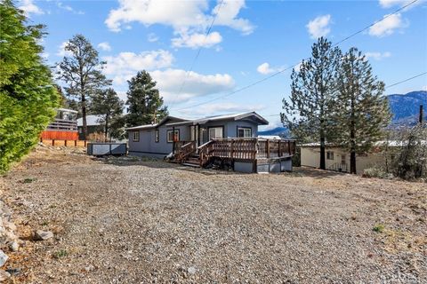 Photo of 2800 Klondike Way Way, Pine Mountain Club, CA 93222 (MLS # SR25262710)