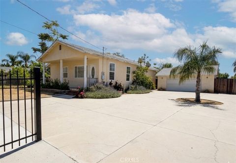 121 E County Line Calimesa CA 92320