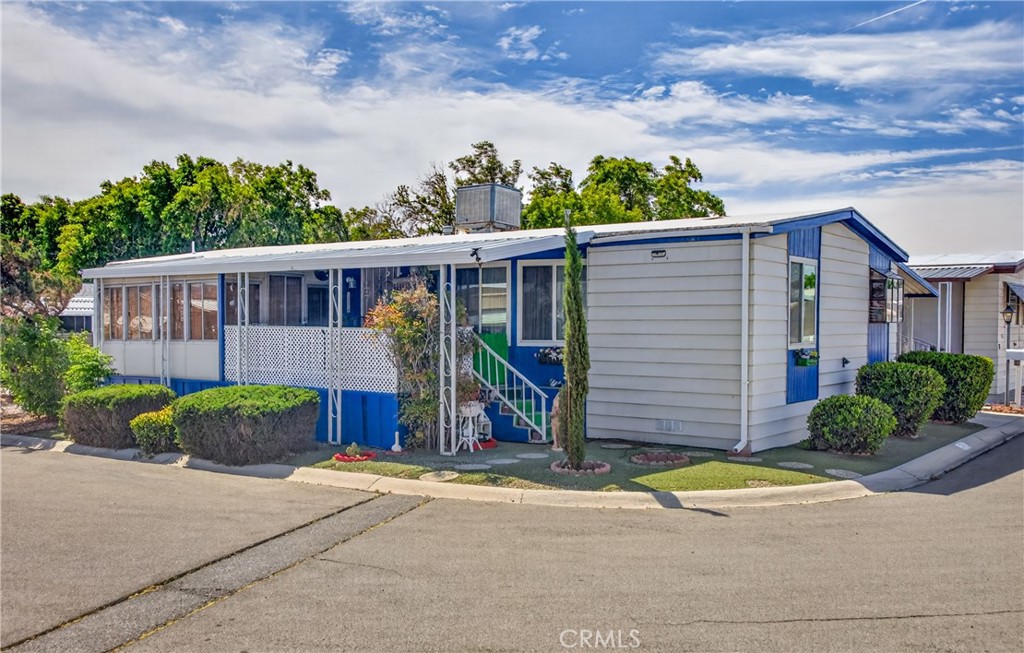 13393 Mariposa Road 78