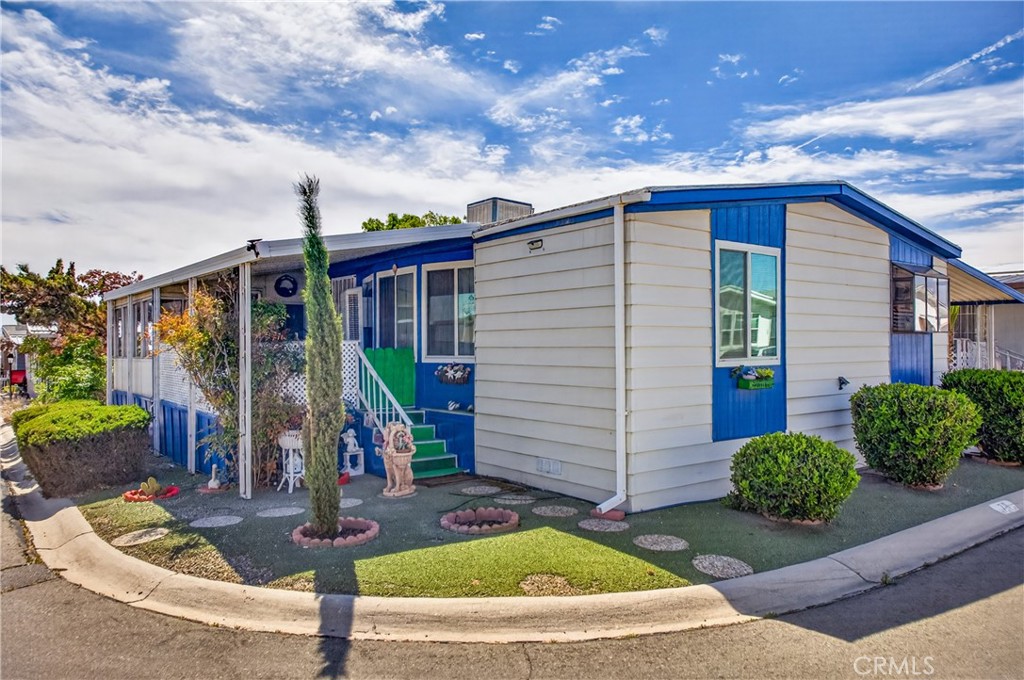 13393 Mariposa Road 78