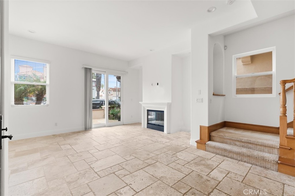 Downtown Area (DOWN) - Residential Lease