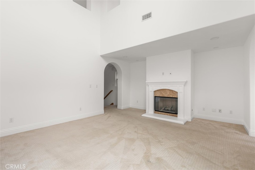 Downtown Area (DOWN) - Residential Lease