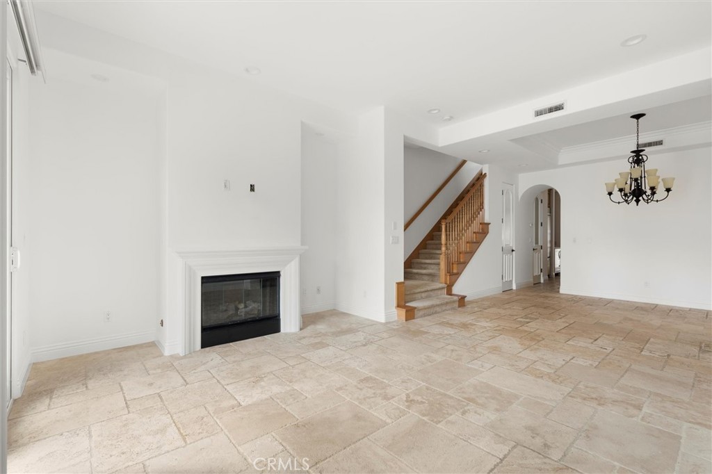 Downtown Area (DOWN) - Residential Lease