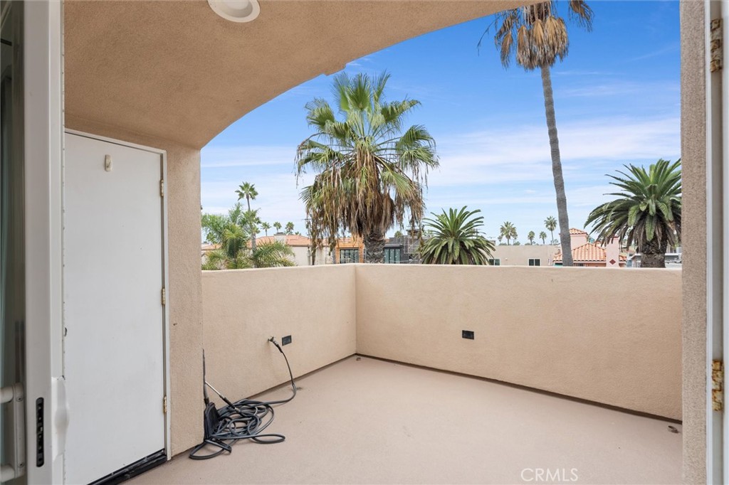 Downtown Area (DOWN) - Residential Lease