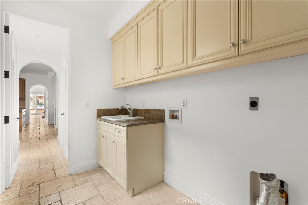 Downtown Area (DOWN) - Residential Lease