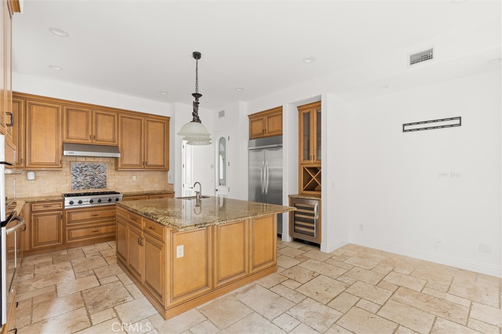 Downtown Area (DOWN) - Residential Lease
