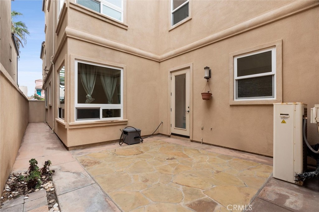 Downtown Area (DOWN) - Residential Lease