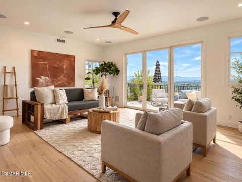 Photo of 5235 Medina Road, Woodland Hills, CA 91364 (MLS # 226004398)