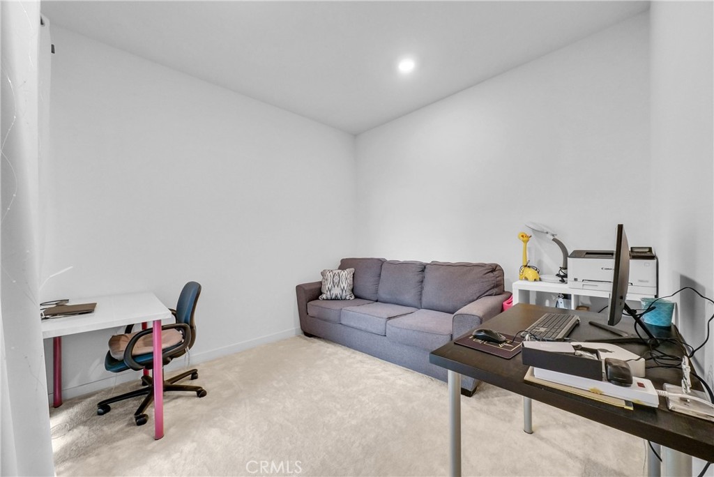 3720 Allston paseo S 8