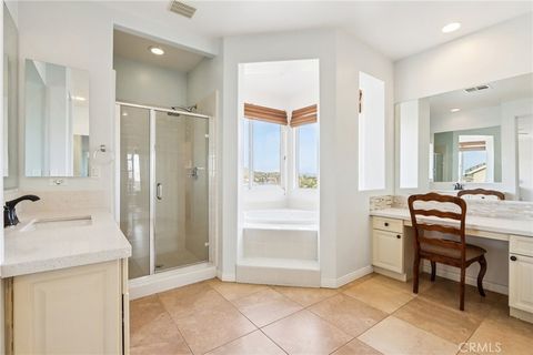 Tiny photo for 15 Via Del Renal Court, Lake Elsinore, CA 92532 (MLS # SW26047028)