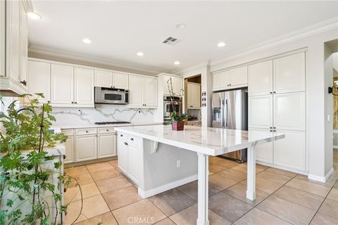 Tiny photo for 15 Via Del Renal Court, Lake Elsinore, CA 92532 (MLS # SW26047028)