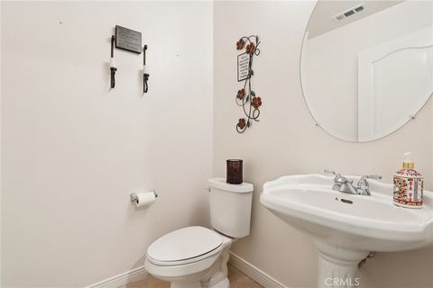 Tiny photo for 15 Via Del Renal Court, Lake Elsinore, CA 92532 (MLS # SW26047028)