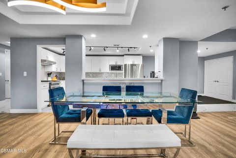 Photo of 4348 Mammoth Avenue #203, Sherman Oaks, CA 91423 (MLS # 226002149)