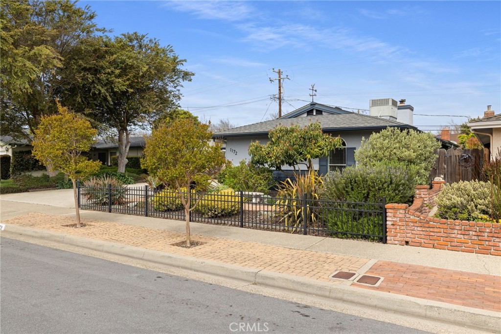1172 Atascadero Street