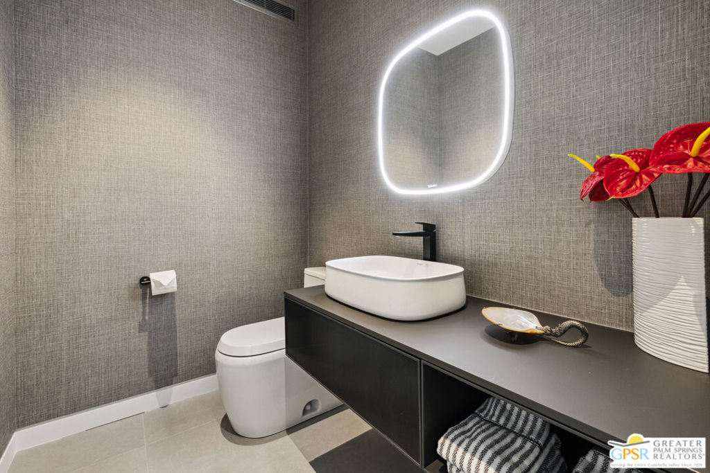 Desert Palisades - Residential