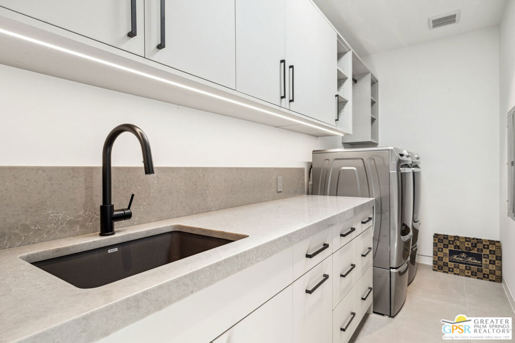 Desert Palisades - Residential