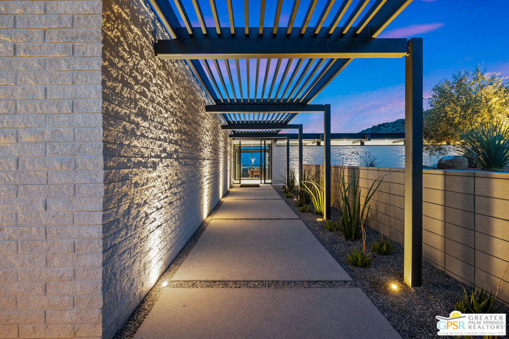 Desert Palisades - Residential