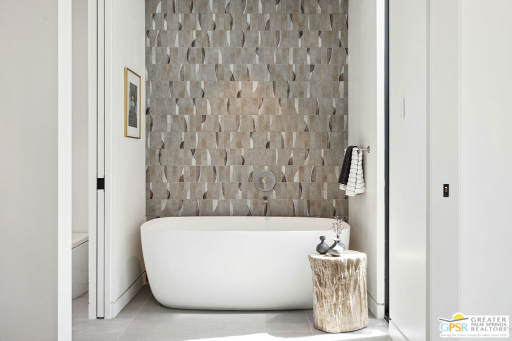 Desert Palisades - Residential