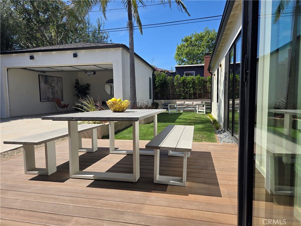 Photo of 7907 Vicksburg, Los Angeles, CA 90045 (MLS # SR26060516)