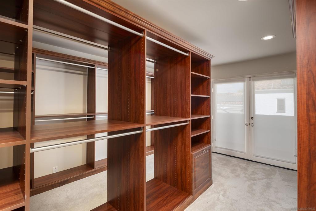 Rancho Santa Fe - Residential