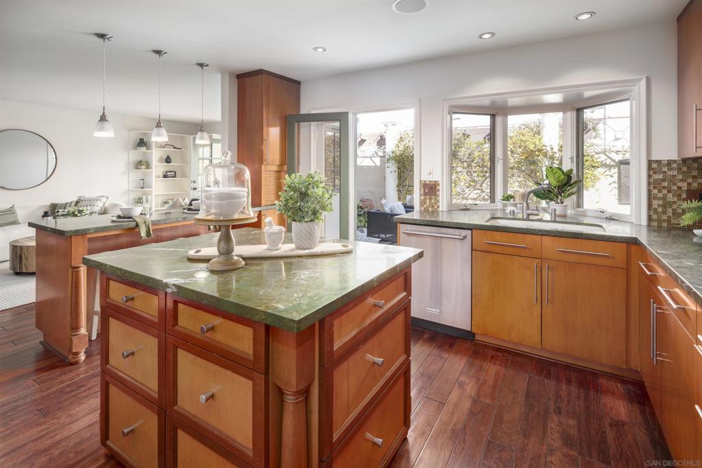 Rancho Santa Fe - Residential