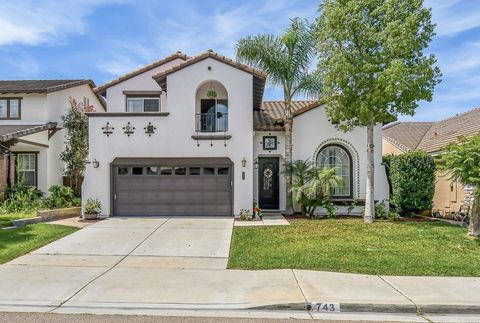 Photo of 743 N Valley View Dr Dr, Chula Vista, CA 91914 (MLS # PTP2602352)