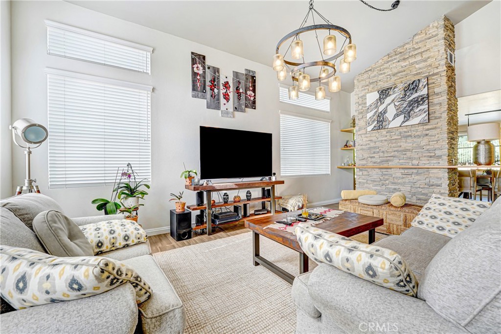 23805 Oak View