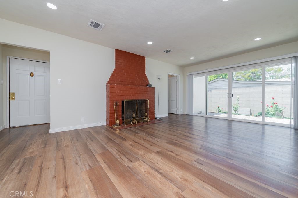 9859 Howland Drive