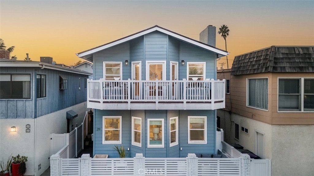Nestled in a coveted beachside enclave, this exquisite two-story luxury home offers the ultimate coastal living experience. With views of both the sparkling ocean and serene bay, this property seamlessly blends sophisticated design with the relaxed, carefree lifestyle of the beach.
Step inside to an open-concept living space flooded with natural light, showcasing soaring ceilings and expansive windows that frame breathtaking beach lifestyle. The chef-inspired kitchen is a dream, featuring amazing appliances, sleek custom cabinetry, and a spacious island that invites both culinary creativity and casual entertaining. Whether you're preparing a gourmet meal or enjoying a casual breakfast with ocean breezes, the kitchen is perfectly positioned to capture the beauty of your surroundings. The coffee bar is a must have in any home.
The main floor flows effortlessly into the living and dining areas, creating a seamless space for hosting family and friends. Large glass doors lead out to a private terrace, where you can unwind while taking in the sounds of the surf and the tranquil view of the bay. An ideal spot for al fresco dining, sunset cocktails, or simply relaxing in the sun. The master suite is a serene sanctuary, A spa-like ensuite bath ocean views, complete with a in deck spa, provides the perfect retreat after a day on the beach. Additional bedrooms are spacious and thoughtfully designed, offering ample space for guests or family. As well as an amazing office
This home is designed for those who appreciate the finest things in life – whether you’re lounging on one of 4 outdoor areas, enjoying a day at the beach, or entertaining in style, this property epitomizes the relaxed luxury of beachfront living. With easy access to the sand and all the amenities of the coastal lifestyle, this is more than just a home; it’s a place to truly live the dream.