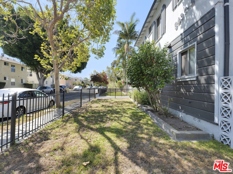 5439 Kinston Avenue