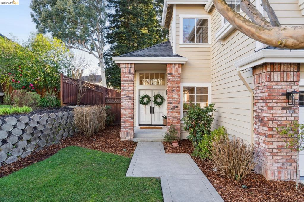 162 Briar Pl Pl, Danville CA 94526