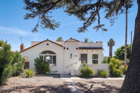Photo of 13456 Reedley Street, Panorama City, CA 91402 (MLS # 226004585)