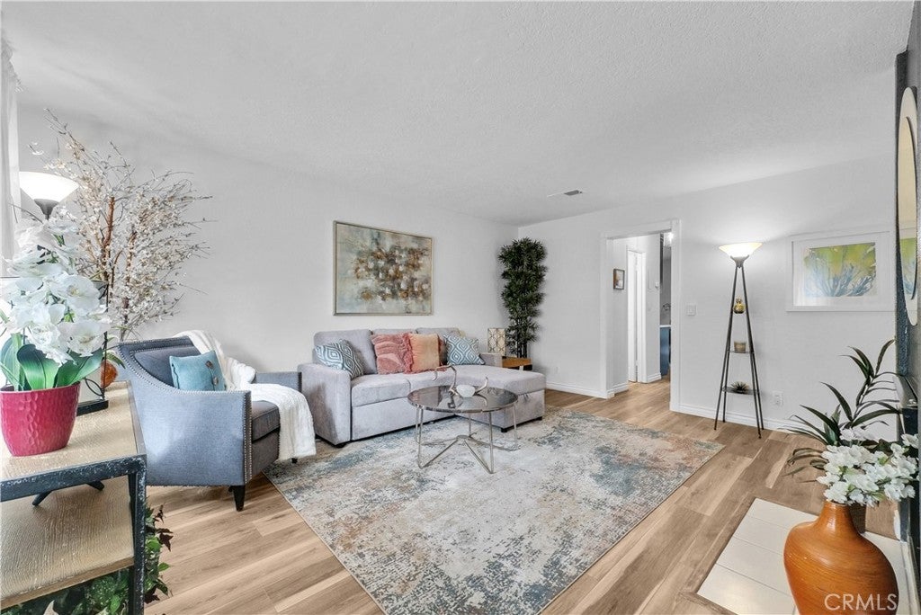 3620 S Main C41