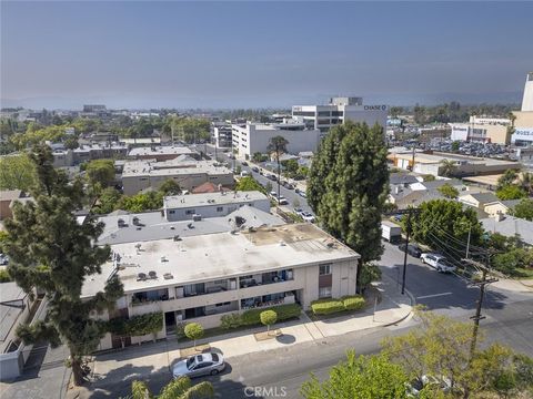 Photo of 12020 Hamlin Street, North Hollywood, CA 91606 (MLS # SR26075857)