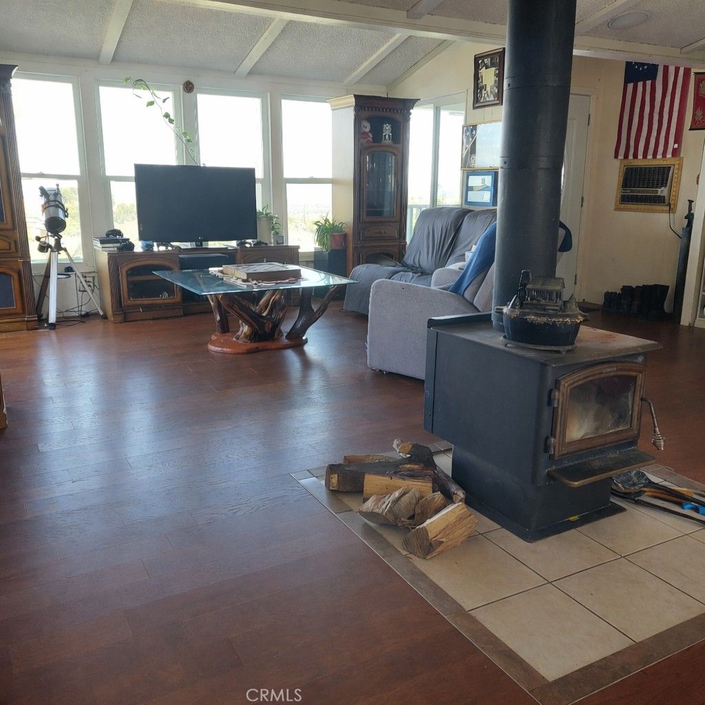 Photo of 9030 Green Rd, Pinon Hills, CA 92372 (MLS # HD26056498)