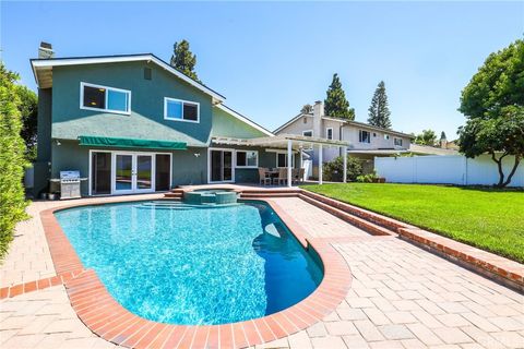2761 Sandpiper Drive Costa Mesa CA 92626