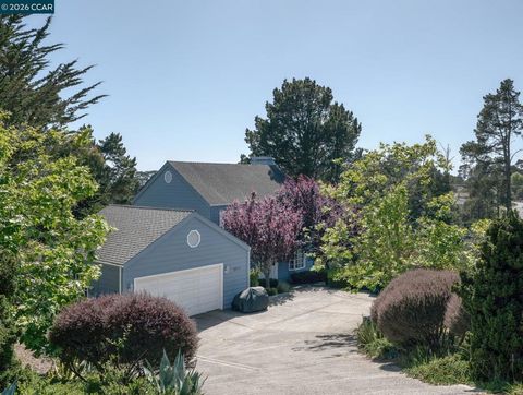 Photo of 25580 Chiquito Pl Pl, Carmel, CA 93923 (MLS # 41132849)