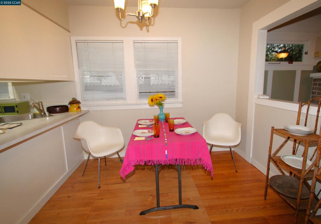 OLD MARTINEZ - Residential