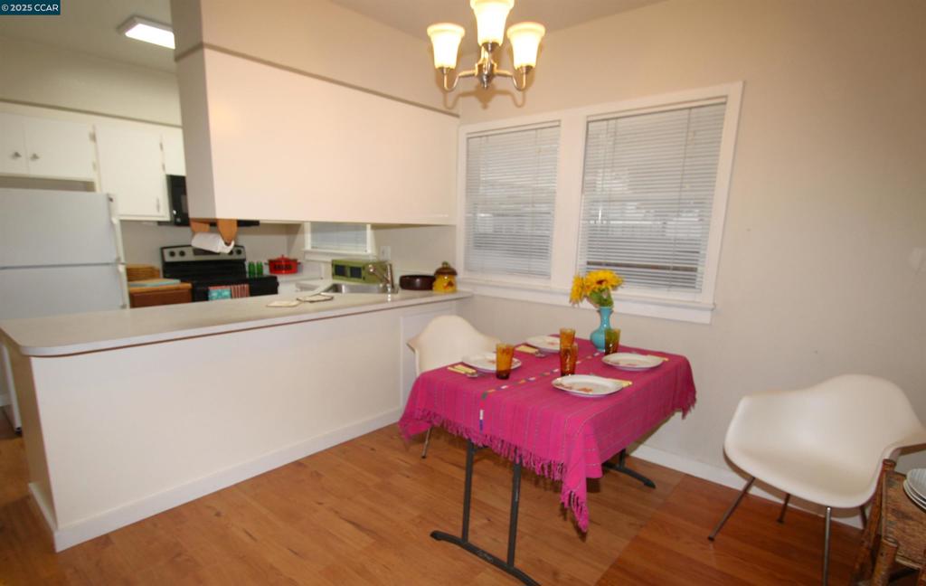 OLD MARTINEZ - Residential