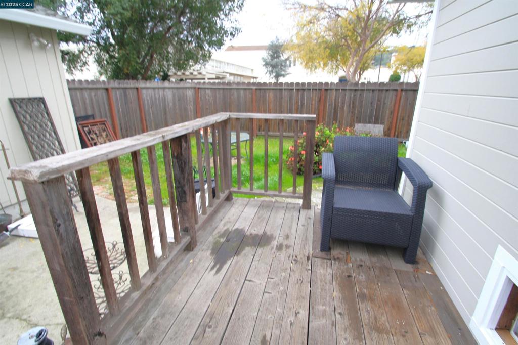 OLD MARTINEZ - Residential