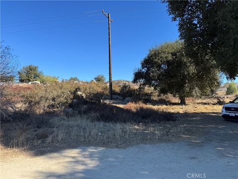 Photo of 0 Ballinger, Sage, CA 92544 (MLS # SW25246757) Photo of 0 Ballinger, Sage, CA 92544 (MLS # SW25246757)