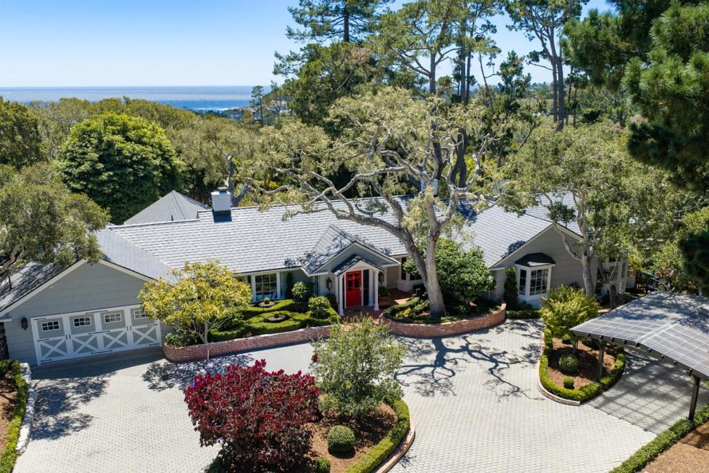 1528 Riata Road
