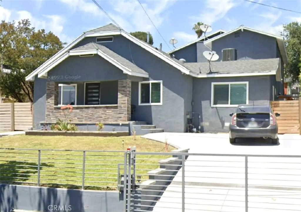 Discover the exceptional lifestyle you've always dreamed of in this well-secured gated spacious Studio in Los Angeles. Turnkey condition ready for immediate occupancy! Recently remodeled (approximately 2 years ago). Bright and cheery kitchen with tile floor, white cabinets and granite top, recess lights, ceiling fan and wood laminated floor, remodeled bathroom, newer bathtub, bathroom vanity and tile floor. Enjoy the convenience of nearby cafes and popular restaurants such as Joy, Kumquat, Magpies, and Ramen on York. Rent includes laundry/washer hookups and 1 gated parking space. All utilities included, and high-speed internet. Where else in Highland Park will you find all these features at a fantastic price and in a great location. No pets please!