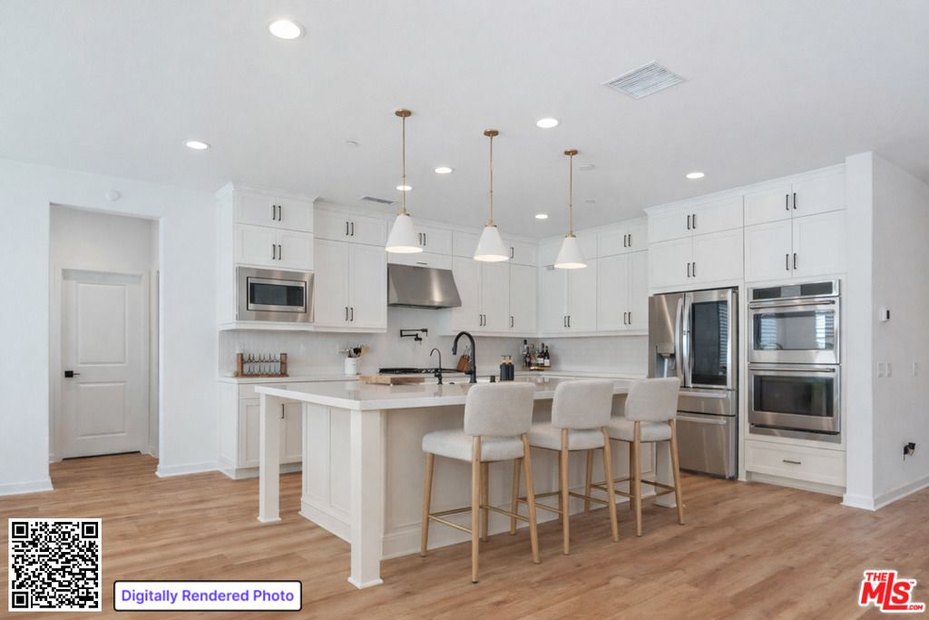 Photo of 18130 Radiance Lane, Santa Clarita, CA 91350 (MLS # 26727243)