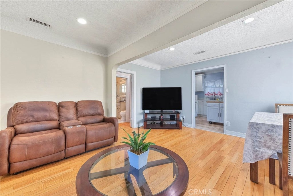 8444 San Luis