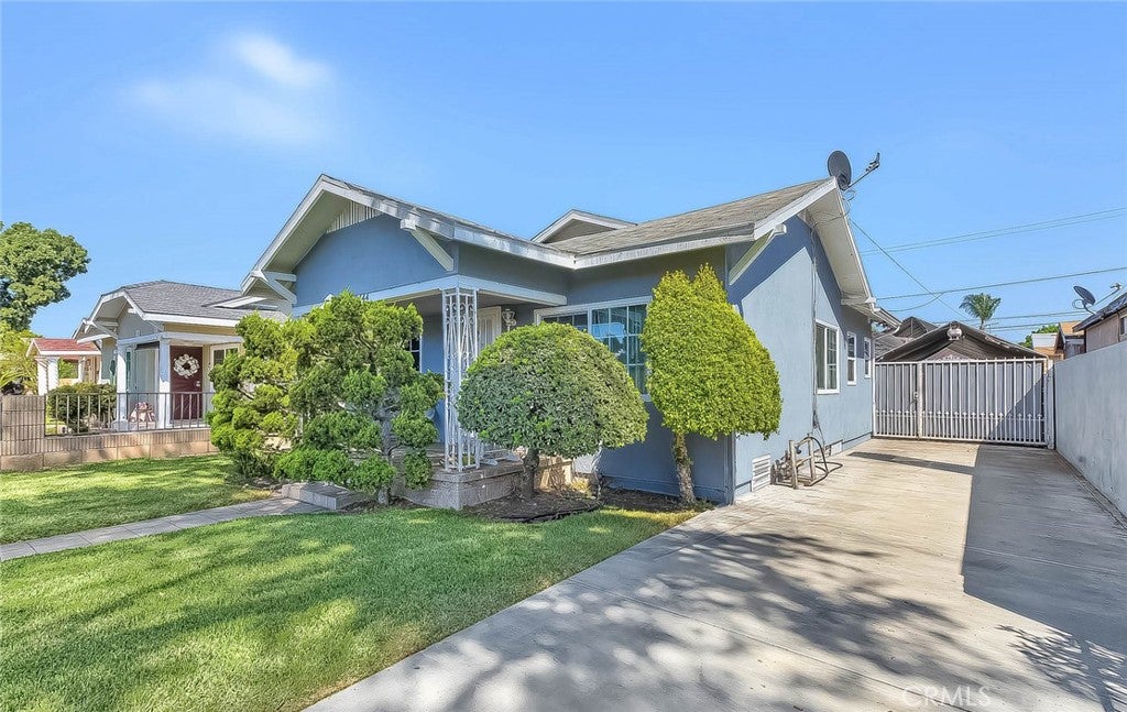 8444 San Luis