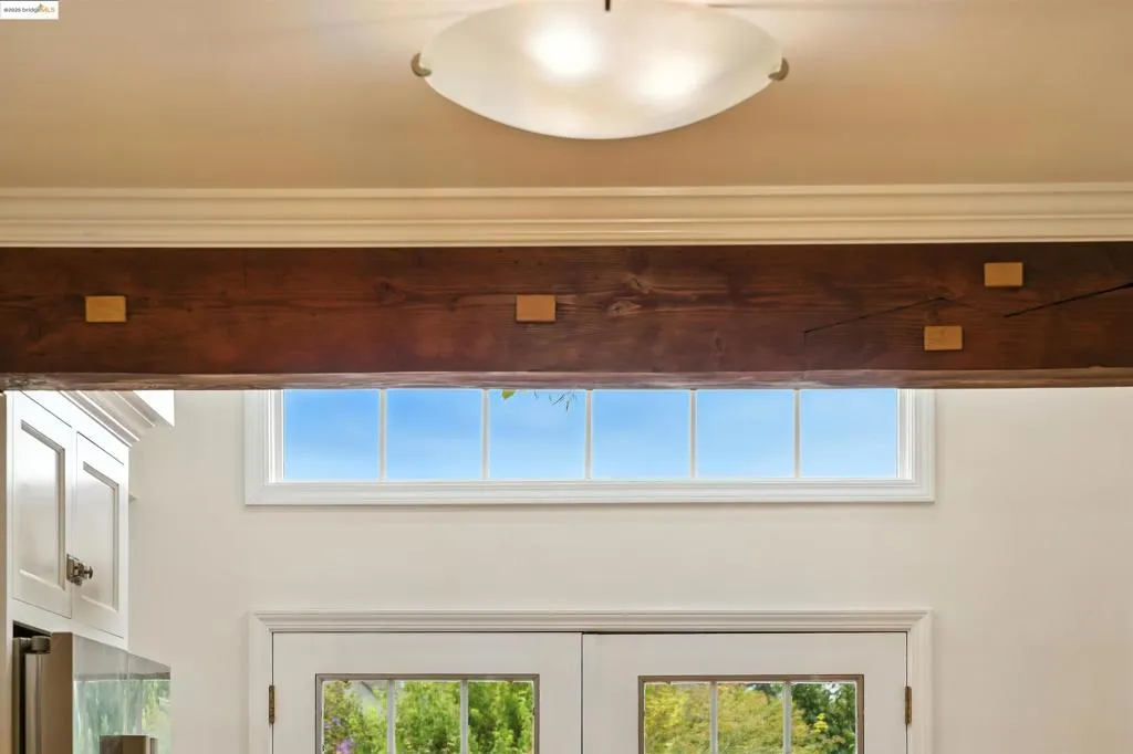 Berkeley, California 94707, United States, 3 Bedrooms Bedrooms, ,2 BathroomsBathrooms,Residential,Active,177294