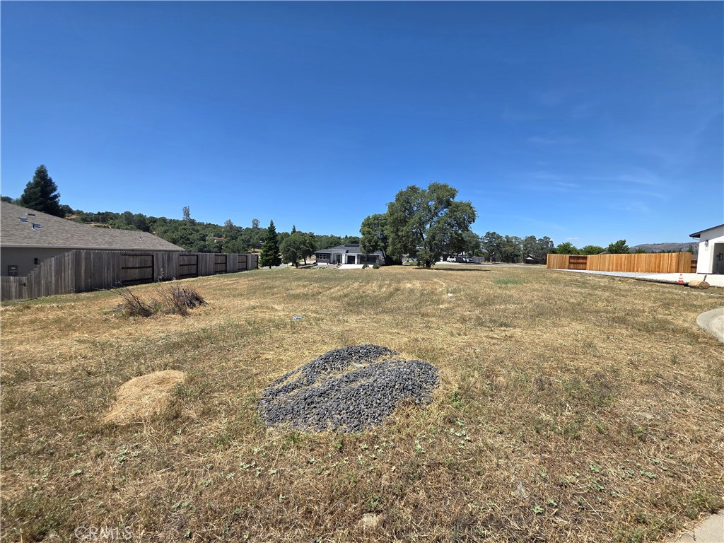 3 Stepping Stone Ct