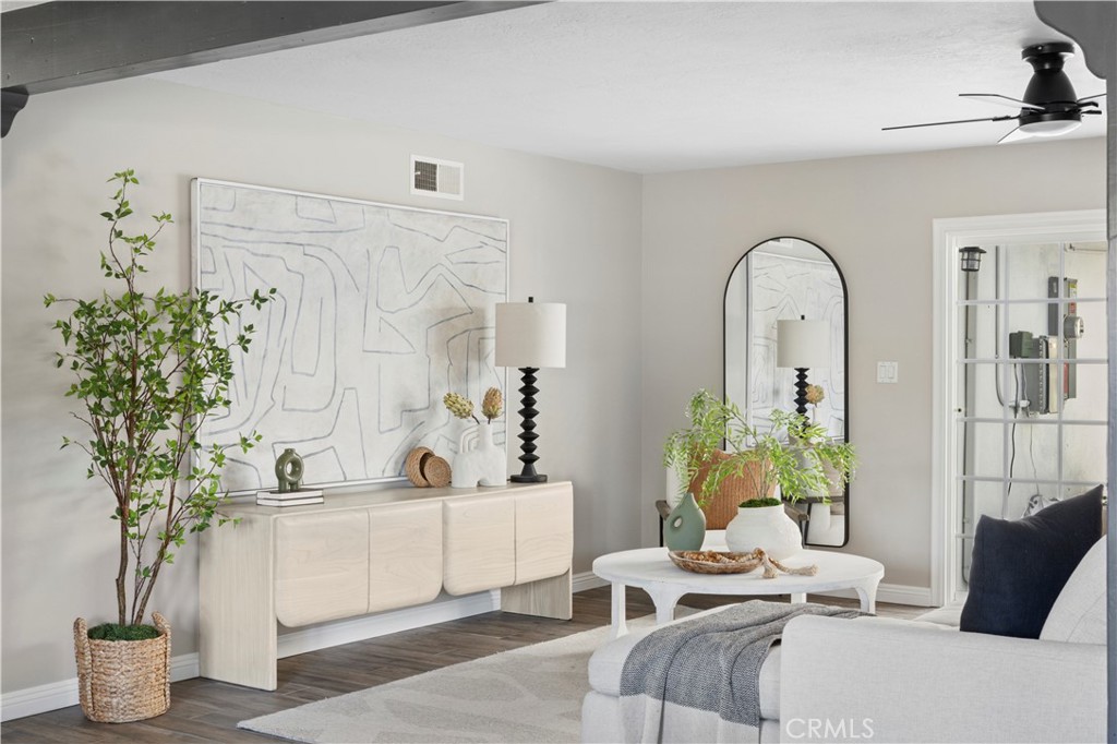 11891 Gladstone Drive