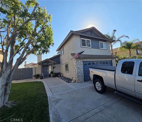 Photo of 16149 Fairview Ave, Fontana, CA 92336 (MLS # DW25264125)